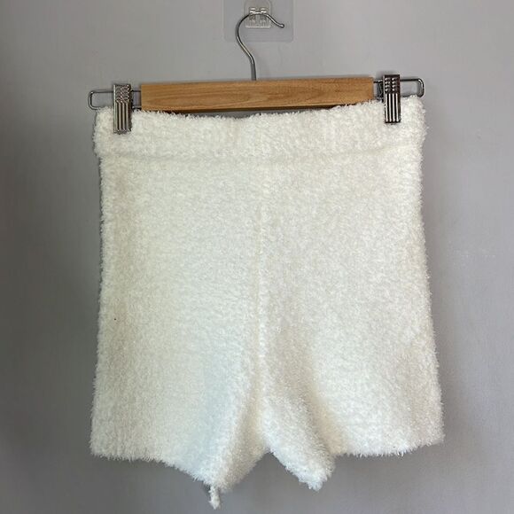 NWT Garage White Soft Fuzzy Shorts - Picture 3 of 11